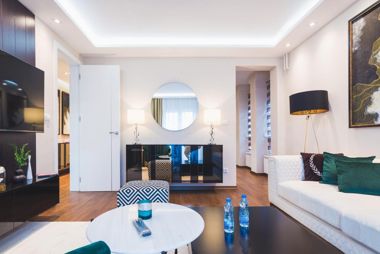 Majestic Apartment Jagodina Exterior foto